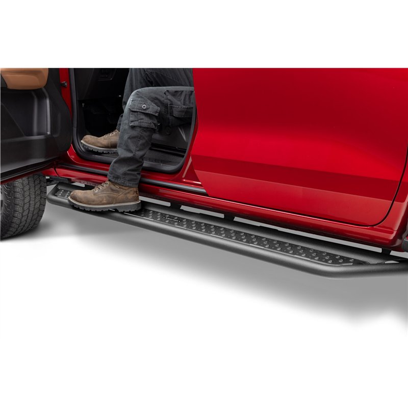 Go Rhino | Dominator Xtreme D6 Side Steps with Rocker Panel Mounting Brackets Kit - Colorado / Canyon 2015-2025