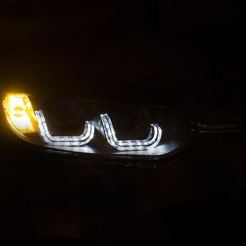 ANZO | Projector Headlights w/ U-Bar Noir - BMW 2.0T / 3.0L 2012-2015