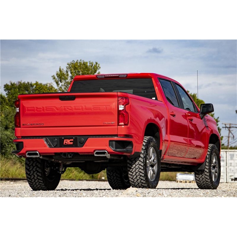 Rough Country | Lift Kit-Suspension w/Shock - Silverado 1500 2020-2024