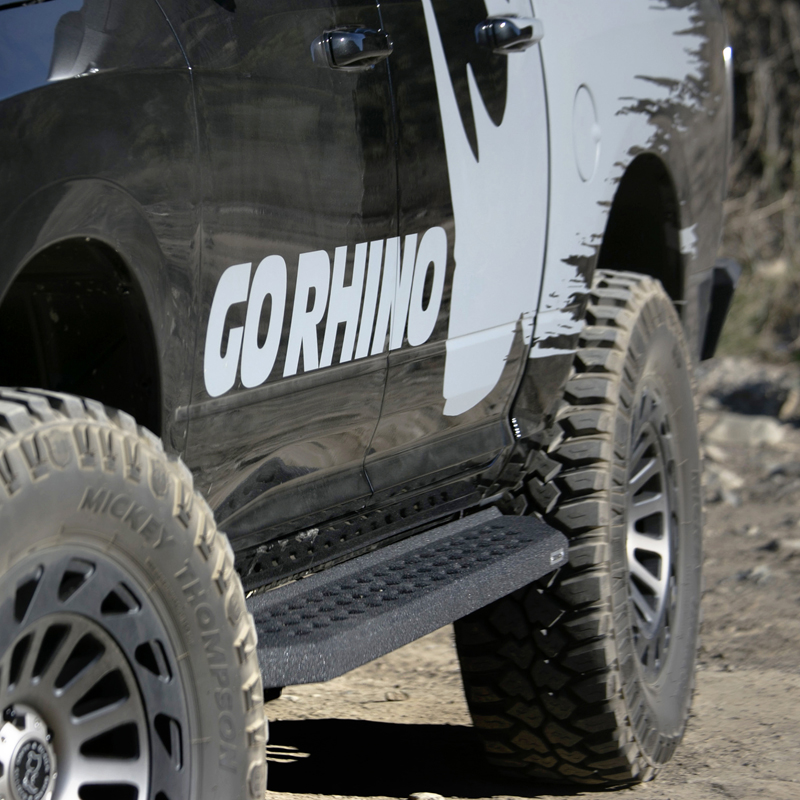 Go Rhino | RB20 Running Boards w/ Mounting Brackets Kit - F-250 / F-350 2000-2016