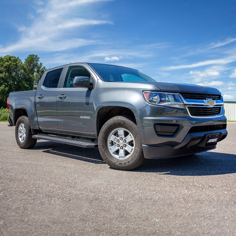 ARIES | RidgeStep 6-1/2in x 85in Black Steel Running Boards - Colorado / Canyon 2015-2022
