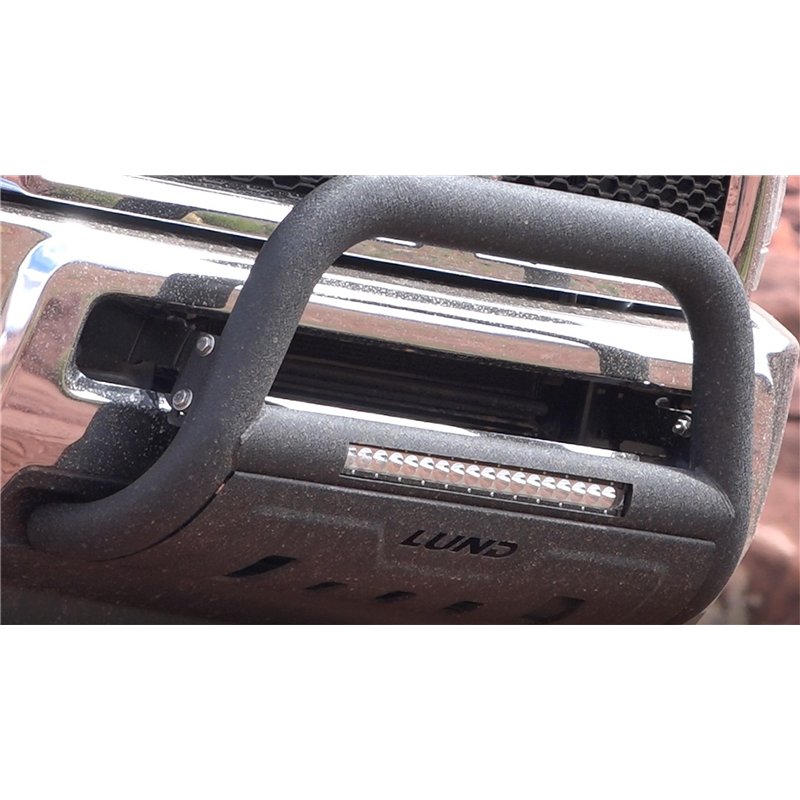 Lund | Bull Bar w/Light And Wiring - Titan XD 5.0L / 5.6L 2016-2021