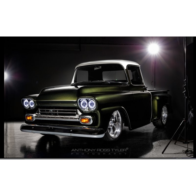 Oracle | Pre-Installed Lights 5.75 in. Sealed Beam, ColorSHIFT