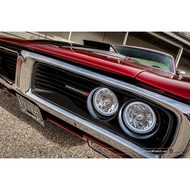 Oracle | Pre-Installed Lights 5.75 in. Sealed Beam, ColorSHIFT