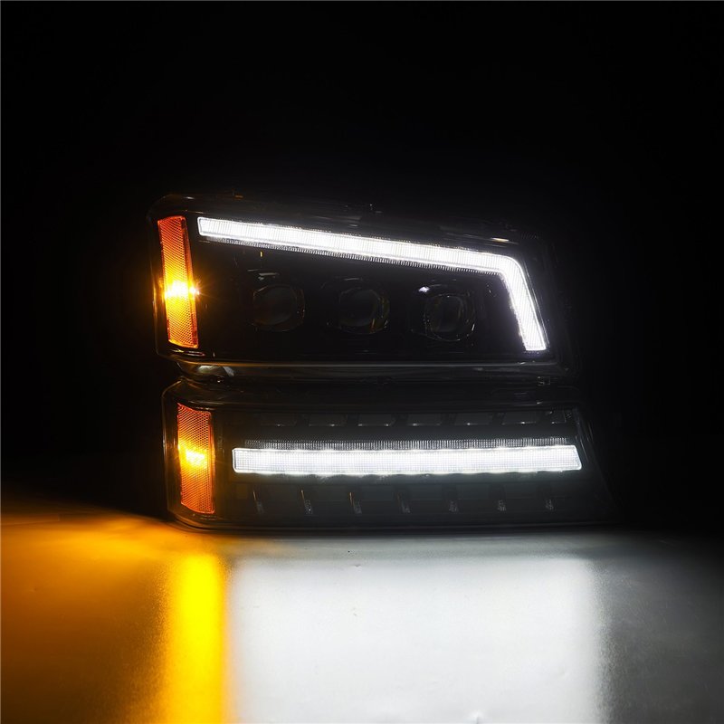 AlphaRex | Projector Headlights Alpha-Black - Avalanche 1500 / Silverado 1500 2002-2006