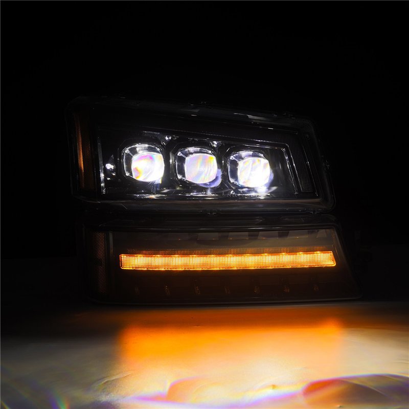 AlphaRex | Projector Headlights Alpha-Black - Avalanche 1500 / Silverado 1500 2002-2006