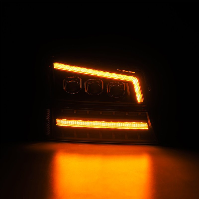 AlphaRex | Projector Headlights Black - Avalanche 1500 / Silverado 1500 2002-2006