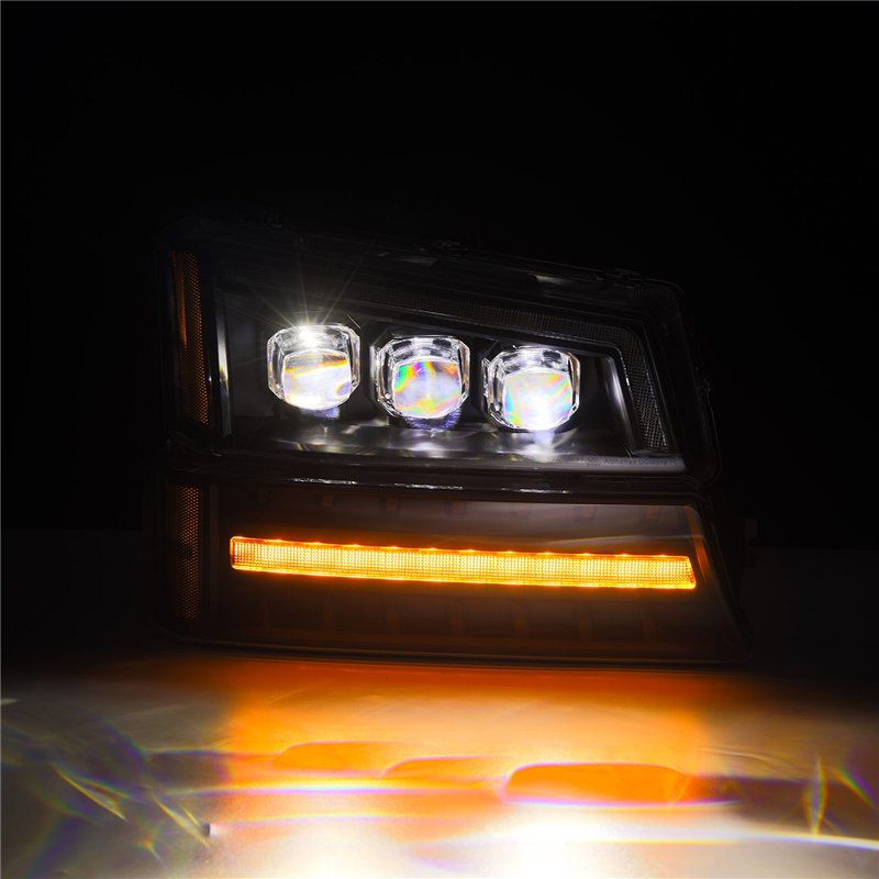 AlphaRex | Projector Headlights Black - Avalanche 1500 / Silverado 1500 2002-2006