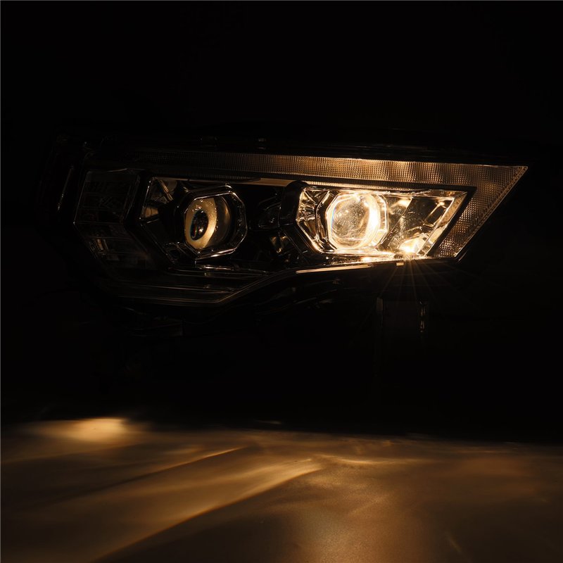 AlphaRex | Projector Headlights Alpha-Black - 4Runner 4.0L 2014-2021