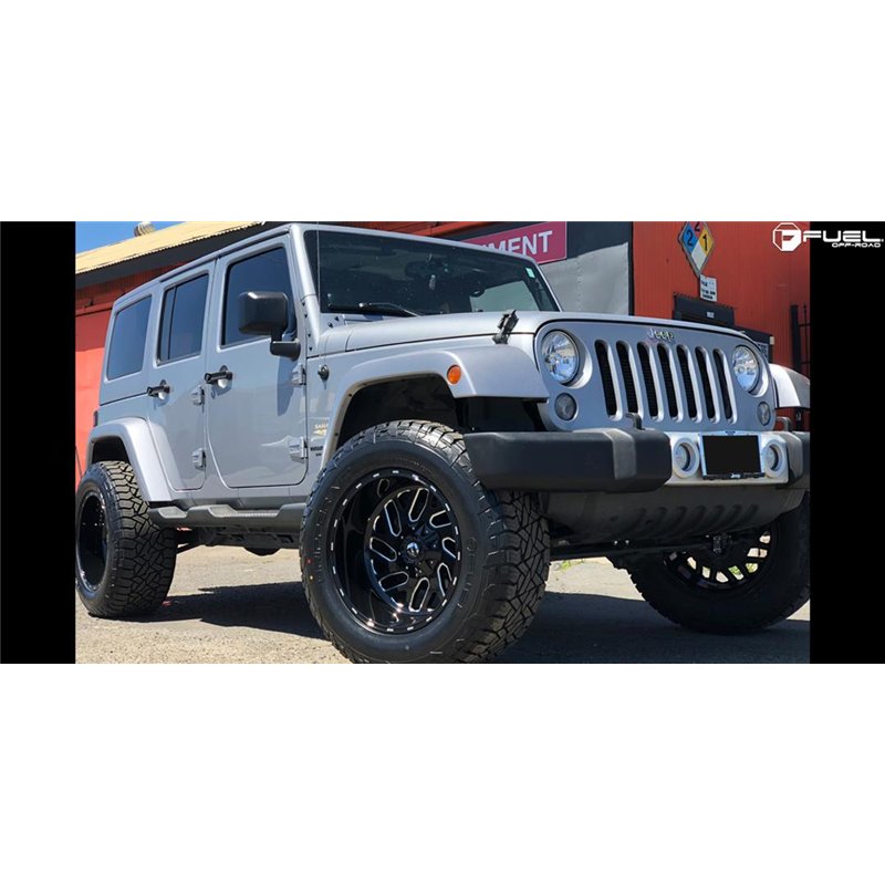 Fuel Off-Road | D581 TRITON 20x10.0 ET-18 - GLOSS BLACK MILLED