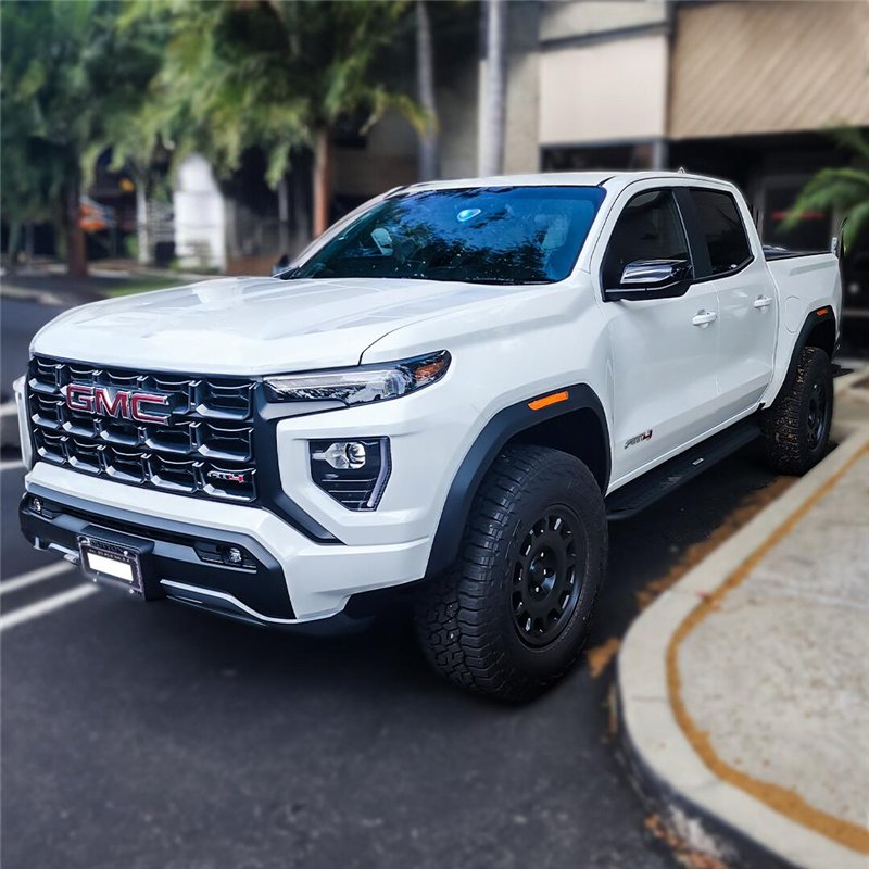 Go Rhino | Dominator Xtreme DSS Side Steps with Rocker Panel Mounting Bracket Kit - Colorado / Canyon 2015-2025