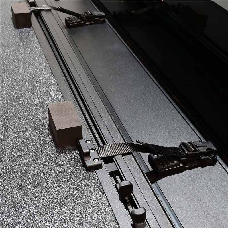 Westin Automotive | Hard Tri-Fold Tonneau Cover - Maverick 2.0T / 2.5L 2022-2025
