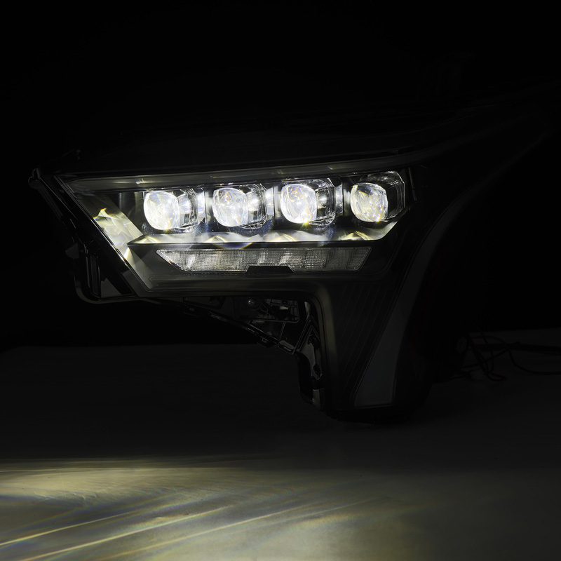 AlphaRex | Projector Headlights Black - Sequoia / Tundra 3.4T / 5.7L 2022-2024