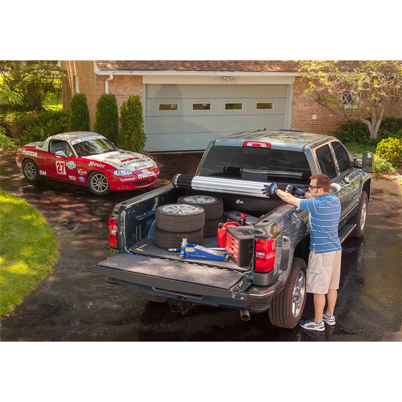 Bak Industries | Revolver X2 Tonneau Cover - Silverado / Sierra 2500 HD / 3500 HD 6.6L 2020-2024