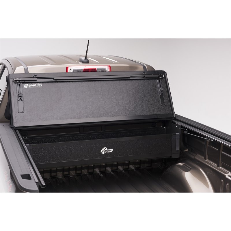 Bak Industries | BAKFlip G2 Tonneau Cover - Gladiator 3.0L / 3.6L 2020-2024