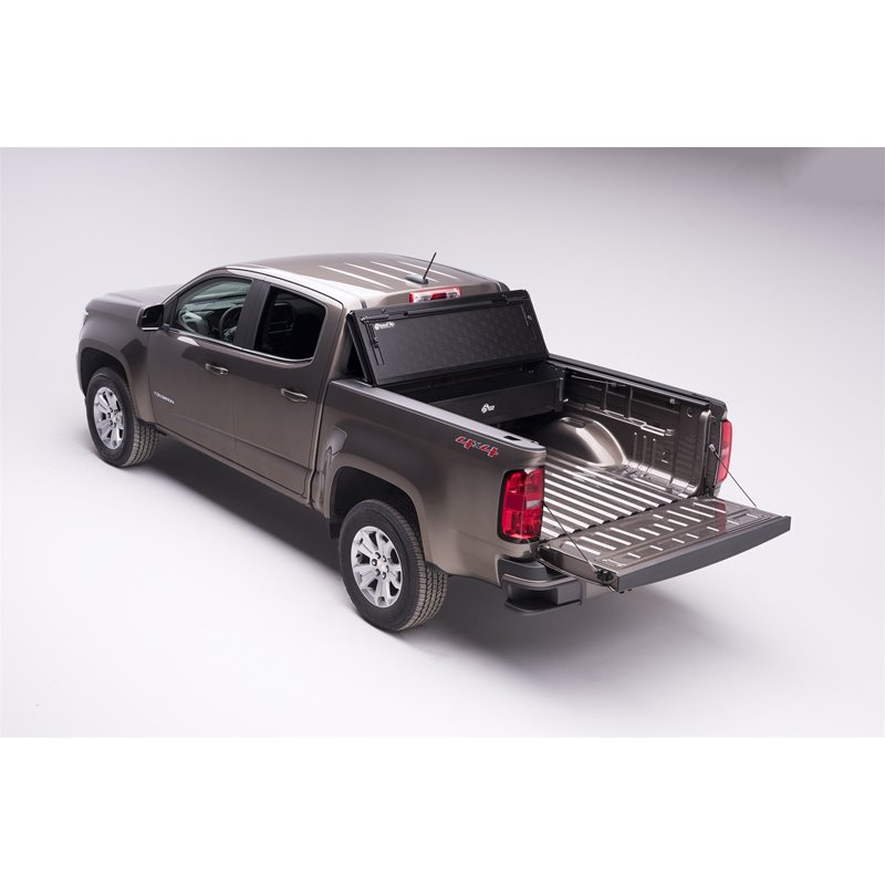 Bak Industries | BAKFlip G2 Tonneau Cover - Gladiator 3.0L / 3.6L 2020-2024
