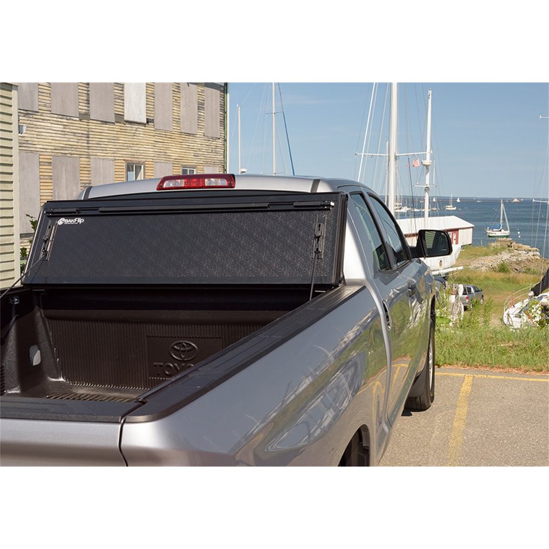 Bak Industries | BAKFlip G2 Tonneau Cover - Tundra 4.0L / 4.6L / 5.7L 2007-2021
