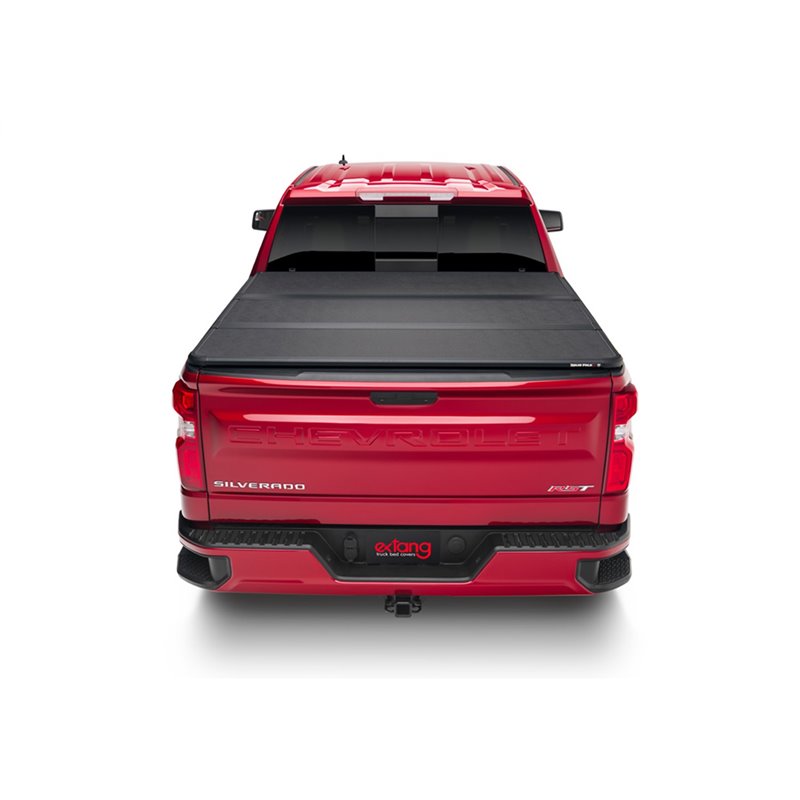 Extang | Solid Fold 2.0 Tonneau Cover - Silverado / Sierra 1500 2019-2024