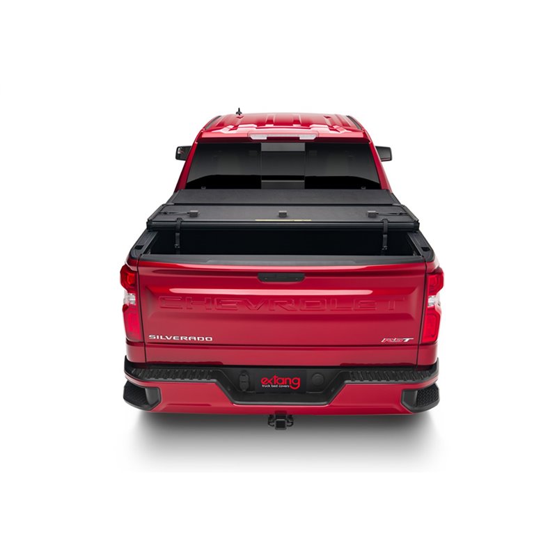 Extang | Solid Fold 2.0 Tonneau Cover - Silverado / Sierra 1500 2019-2024