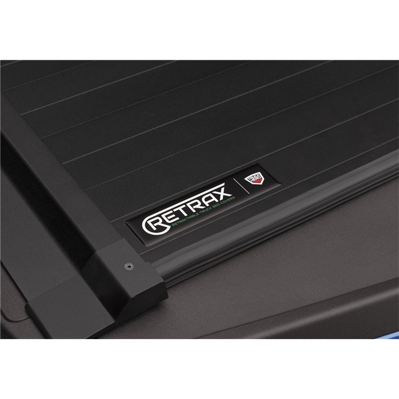 Retrax | Retrax IX Tonneau Cover - Silverado / Sierra 1500  2014-2018