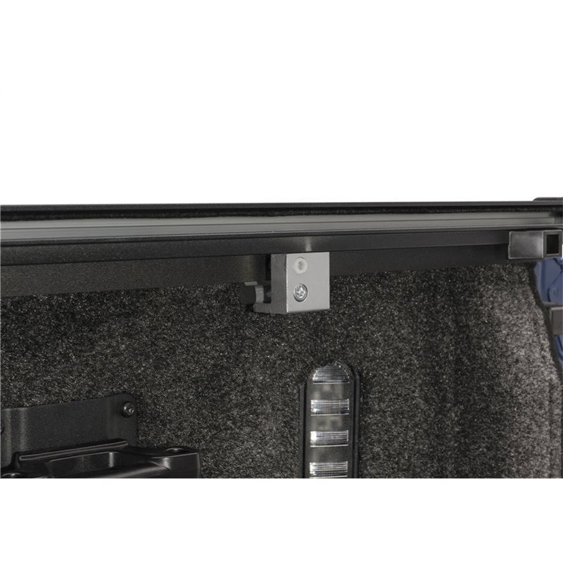 Retrax | Retrax IX Tonneau Cover - Silverado / Sierra 1500  2014-2018