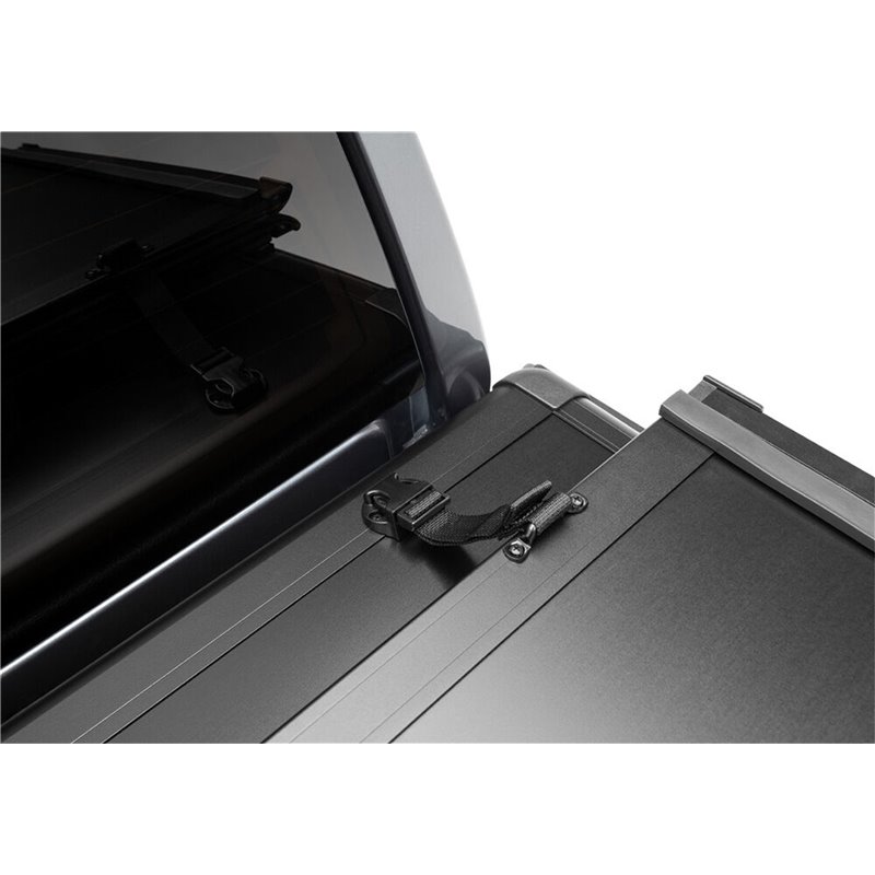 Undercover | Triad Tonneau Cover - Colorado / Canyon  2015-2022