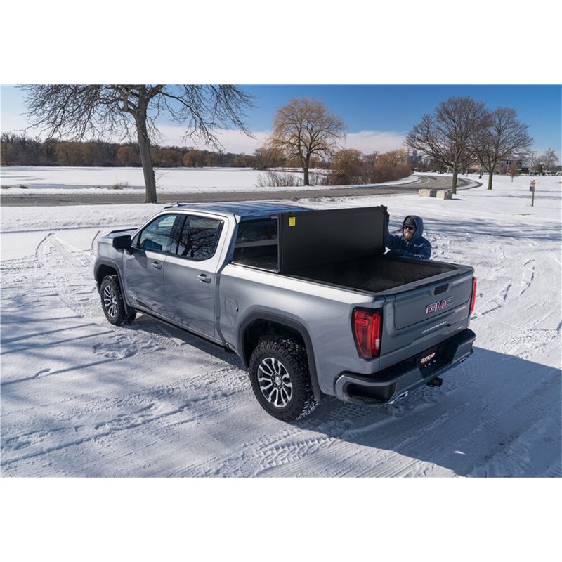 Undercover | Triad Tonneau Cover - Silverado / Sierra 1500 2019-2024