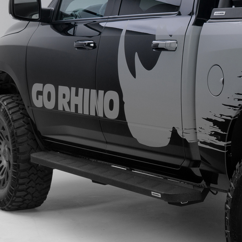 Go Rhino | RB10 Running Boards w/ Mounting Brackets Kit - Gladiator 3.6L 2020