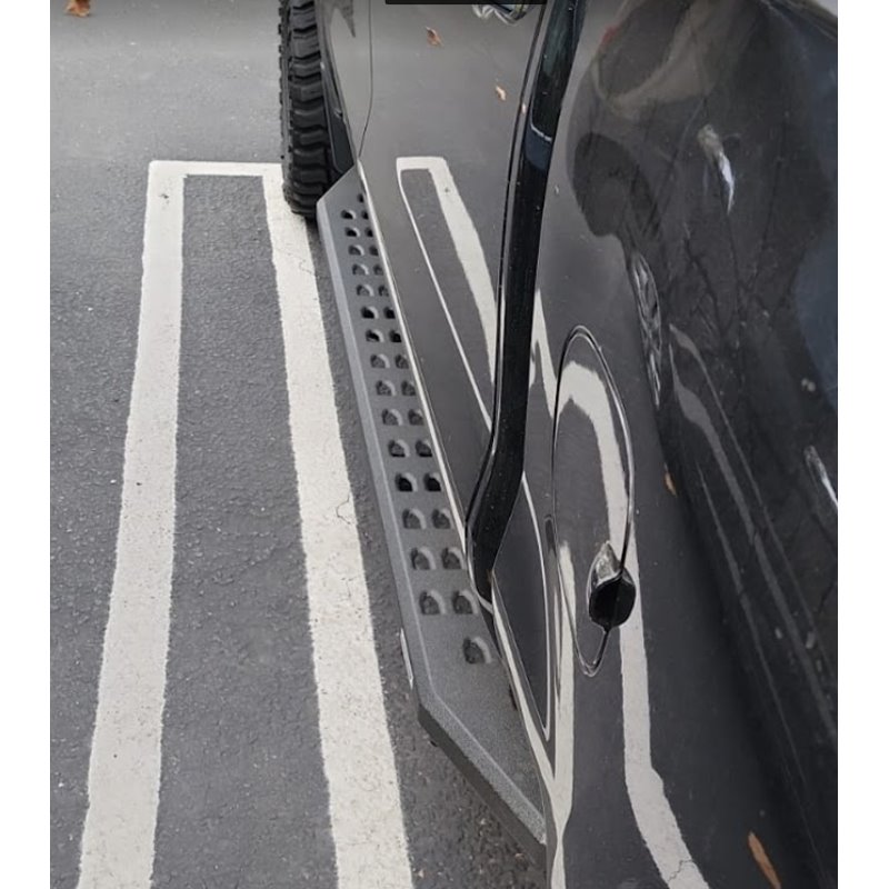 Go Rhino | RB20 Running Boards w/ Mounting Brackets Kit - Chevrolet / GMC 2019-2022