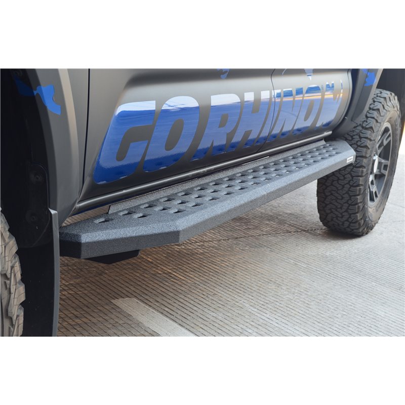 Go Rhino | RB20 Running Boards w/ Mounting Brackets Kit - Tacoma 2.7L / 4.0L 2005