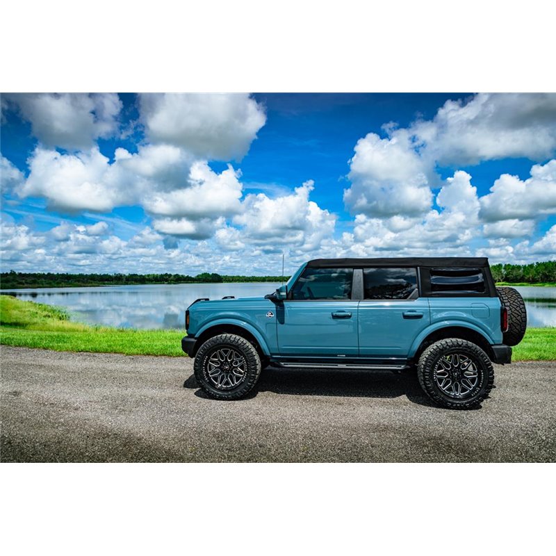 Go Rhino | Dominator Xtreme DSS Side Steps w/ Mounting Bracket Kit - Bronco 2.3T / 2.7T 2021