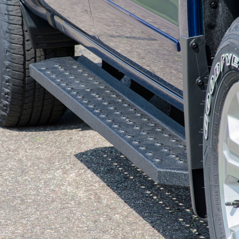 ARIES | RidgeStep 6-1/2" x 91" Black Steel Running Boards - Chevrolet / GMC 2019-2023