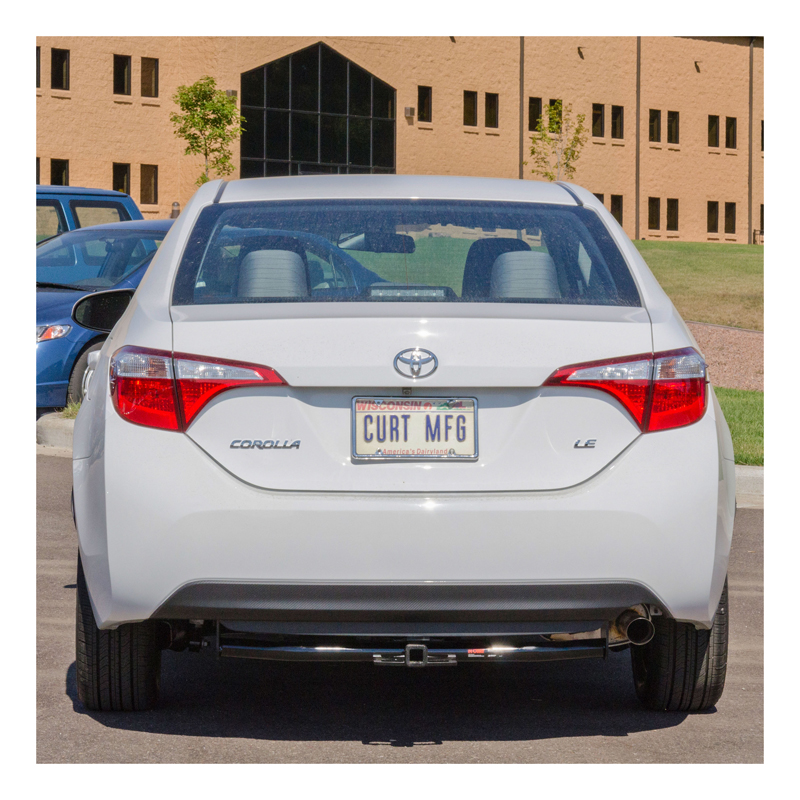 CURT | Class 1 Trailer Hitch, 1-1/4" Receiver - Corolla 1.8L / 2.0L / 2.4L 2003-2019