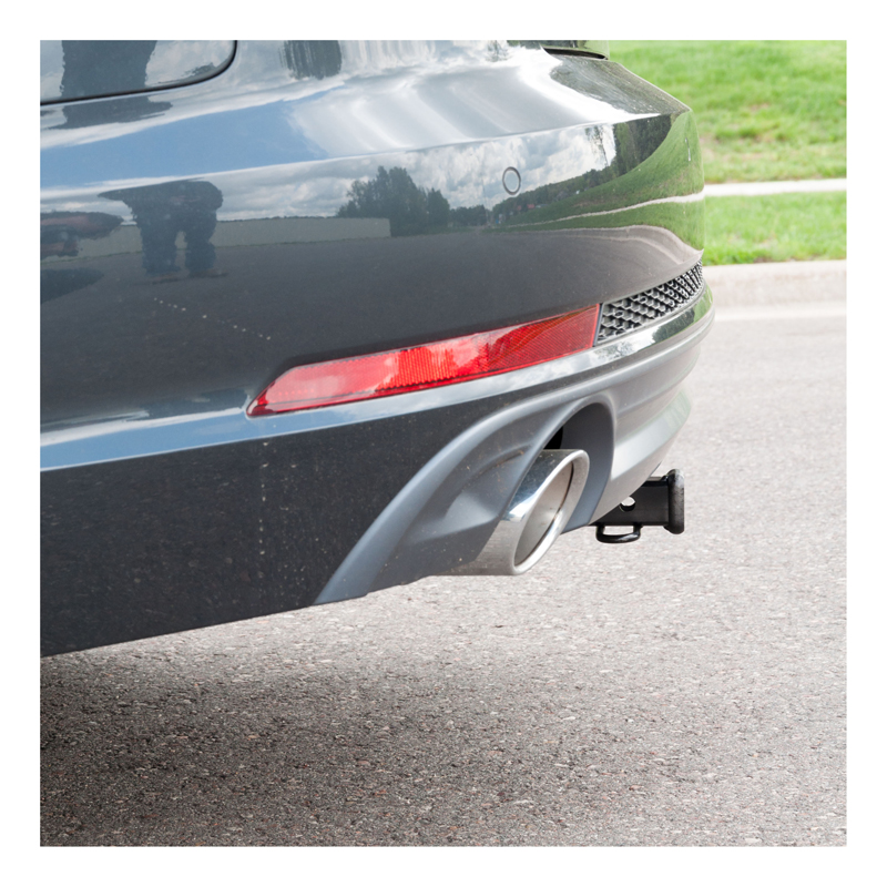 CURT | Class 1 Trailer Hitch, 1-1/4" Receiver - Audi 2.0T / 3.0L 2017-2022
