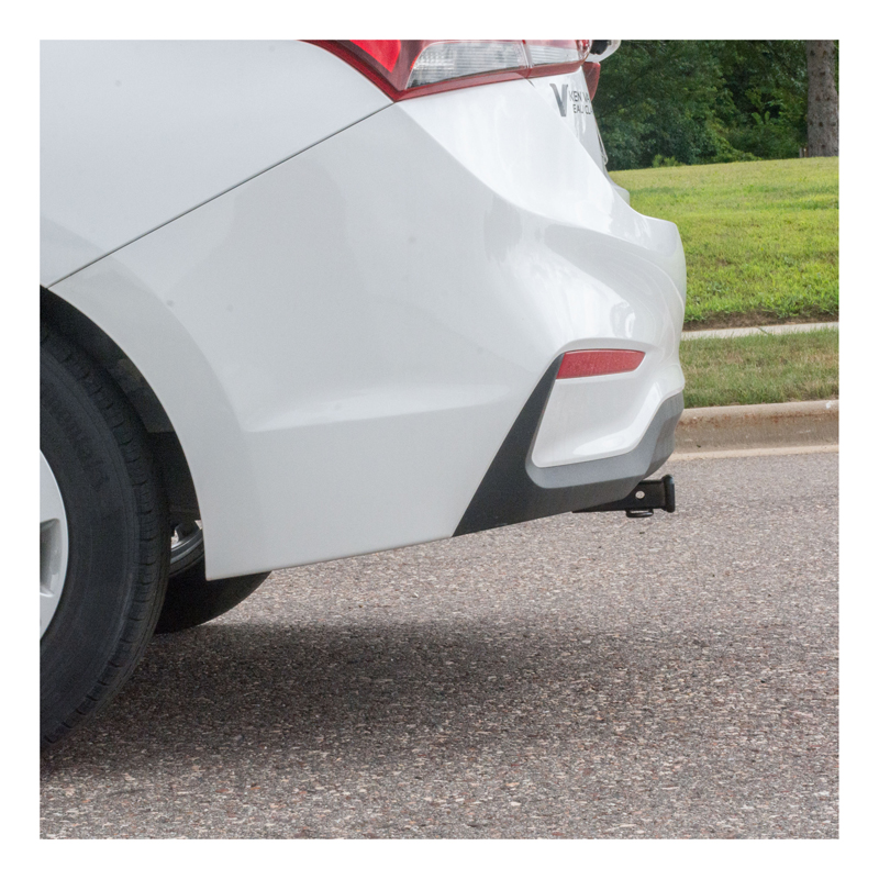 CURT | Class 1 Trailer Hitch, 1-1/4" Receiver - Accent 1.6L 2018-2020