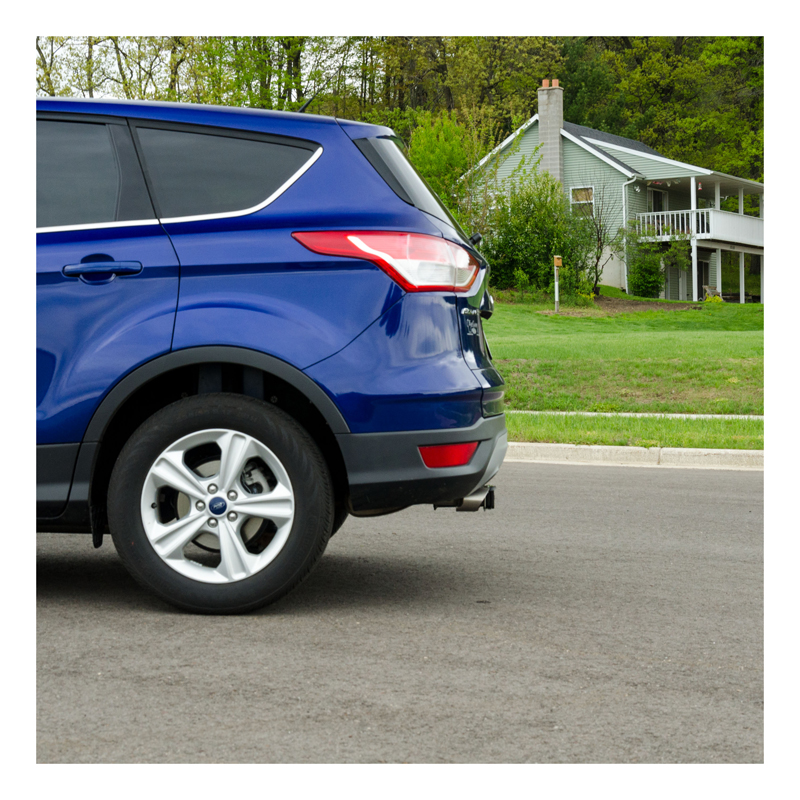 CURT | Class 2 Trailer Hitch, 1-1/4" Receiver - Escape 2013-2019