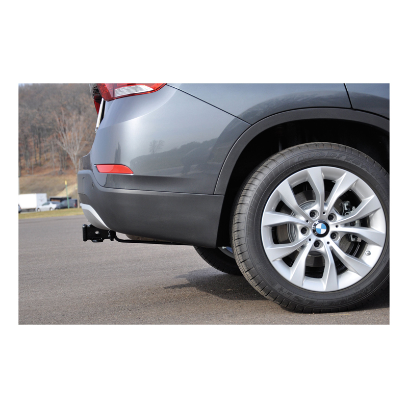 CURT | Class 3 Trailer Hitch, 2" Receiver - X1 2.0T / 3.0L 2013-2015