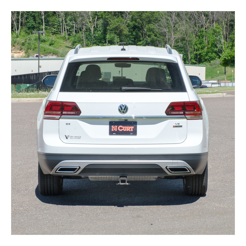 CURT | Class 3 Trailer Hitch, 2" Receiver - Atlas 2.0T / 3.6L 2018-2020