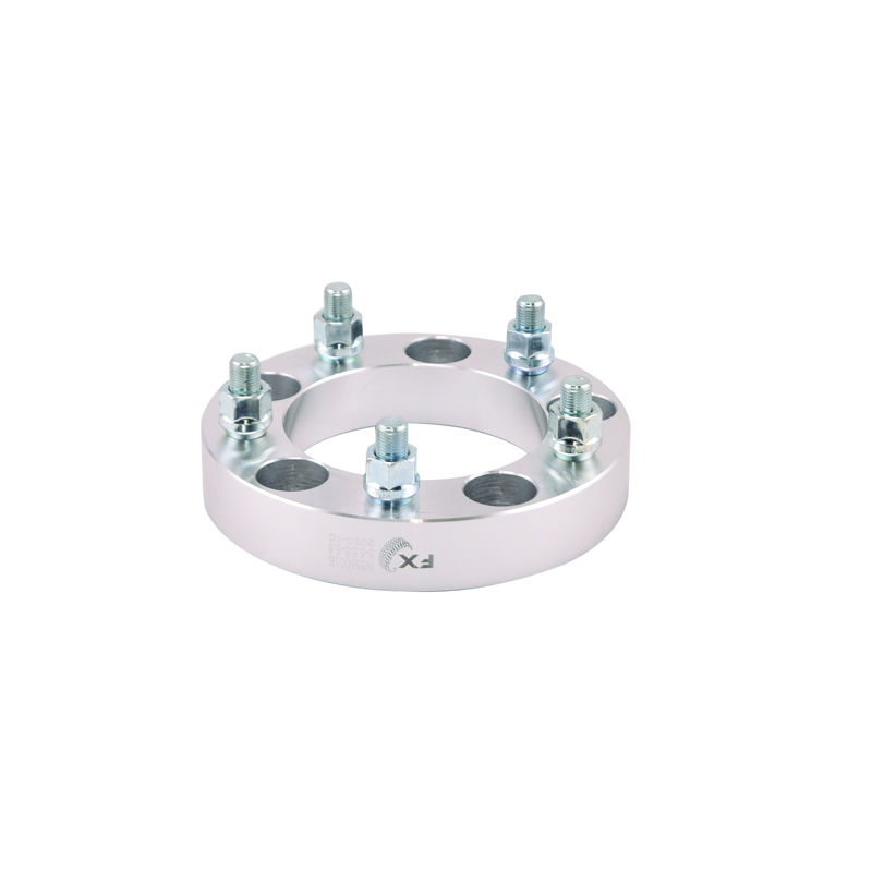 TrailFX | 5 x 139.7 1-1/4 Inch Thick 108mm Hub - Tracker 1.6L / 2.0L / 2.5L 2000-2004