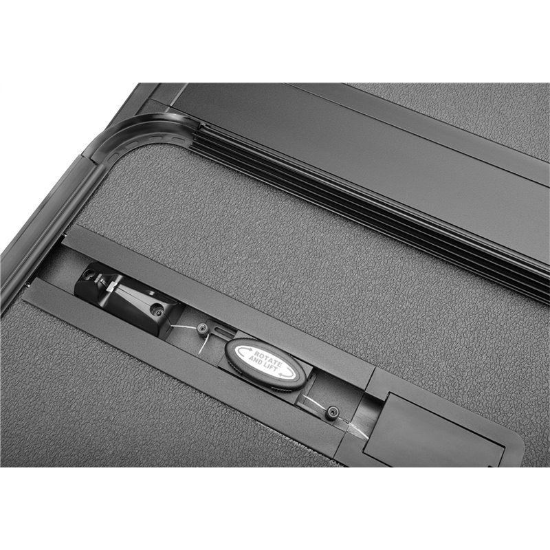 Extang | Solid Fold ALX Tonneau Cover - Silverado / Sierra 1500 2019-2024