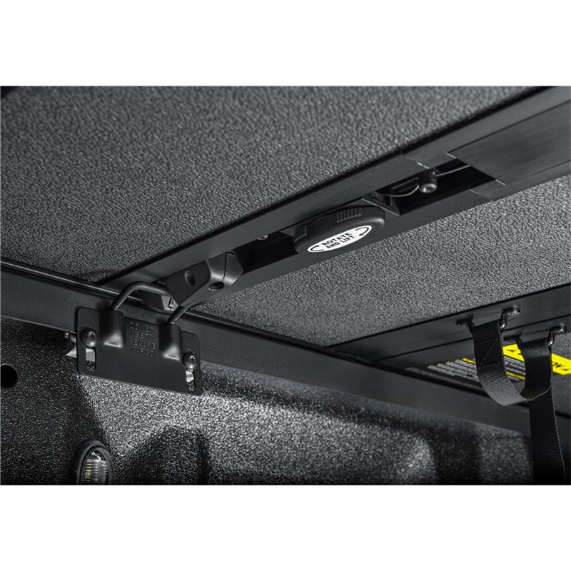Extang | Solid Fold ALX Tonneau Cover - Frontier 3.8L 2022-2024