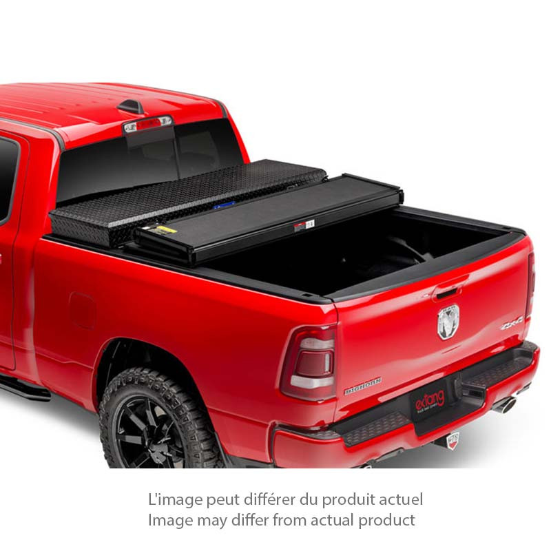 Extang | Solid Fold 2.0 Toolbox Tonneau Cover - Silverado / Sierra 2500 HD / 3500 HD 6.6L 2020-2024
