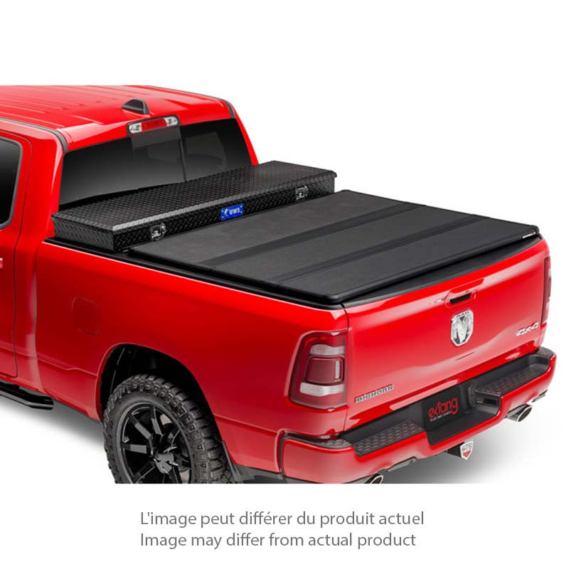 Extang | Solid Fold 2.0 Toolbox Tonneau Cover - Chevrolet / GMC 2014-2019