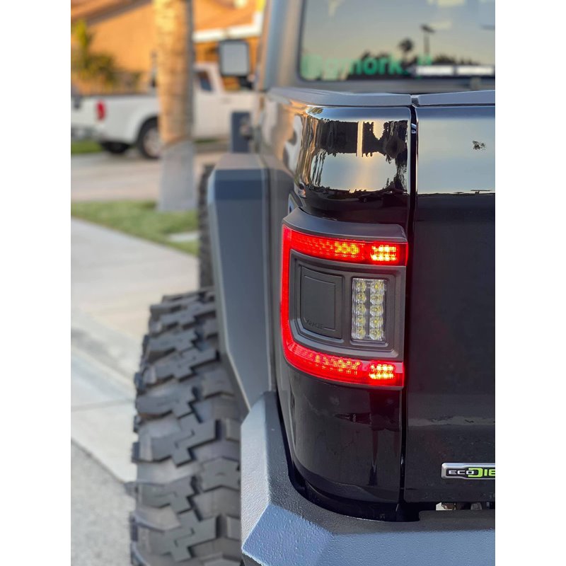 Oracle | ORACLE Lighting Flush Mount LED Tail Lights for Jeep Gladiator JT - Gladiator 3.0L / 3.6L 2020-2024