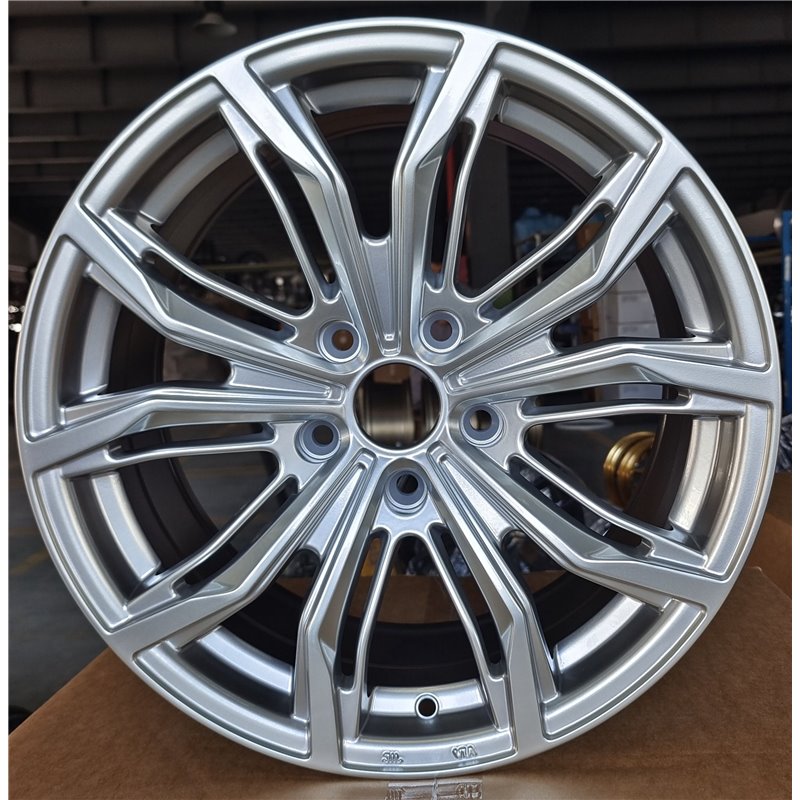 RTX | Black Widow 17x7.5 ET42 - Hyper Silver