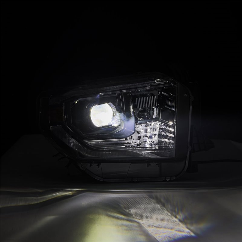 AlphaRex | Projector Headlights Alpha-Black - Tundra 4.0L / 4.6L / 5.7L 2014-2021