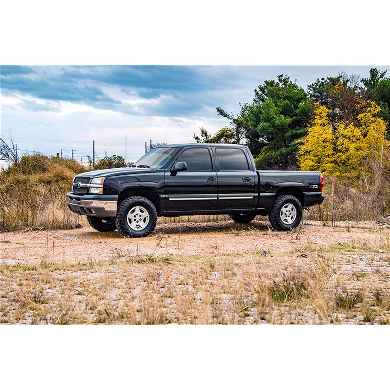 Rough Country | Suspension Front Leveling Kit - Silverado / Sierra 1500 / Classic 2000-2007