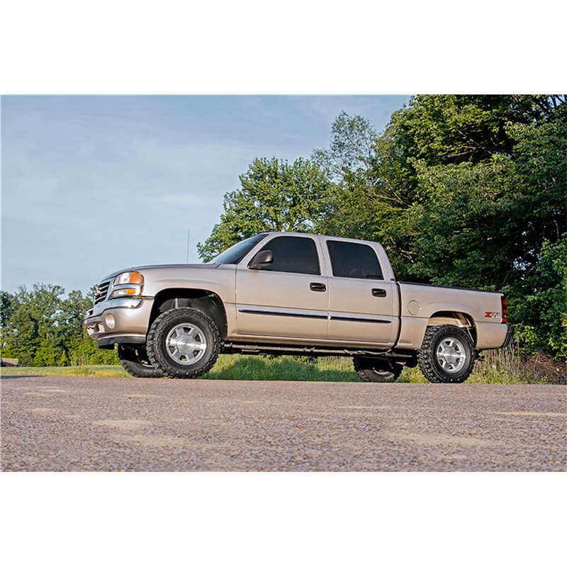 Rough Country | Suspension Front Leveling Kit - Silverado / Sierra 1500 / Classic 2000-2007