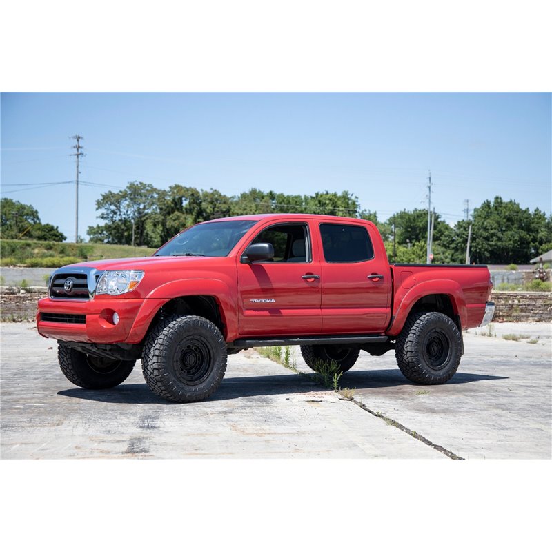 Rough Country | Lift Kit-Suspension w/Shock - Tacoma 2.7L / 3.5L / 4.0L 2005-2022