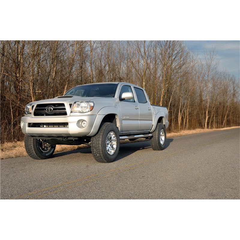 Rough Country | Lift Kit-Suspension w/Shock - Tacoma 2.7L / 3.5L / 4.0L 2005-2022
